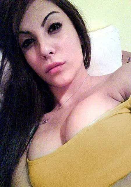 Я Алина, 18, знакомлюсь на одну ночь в Ростове-на-Дону