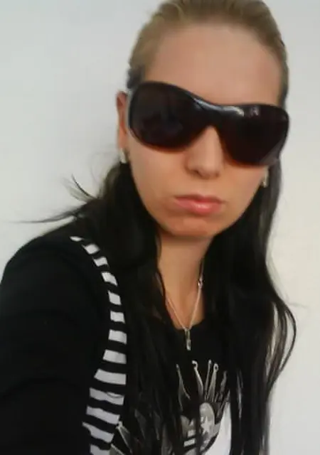 Софья из Красной Сосны, мне 20, познакомлюсь для дружбы