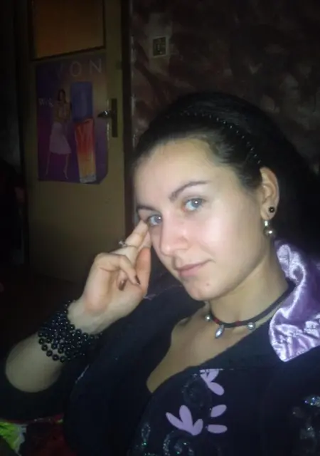 Я Варвара, 22, из Хатасс, ищу знакомство для дружбы