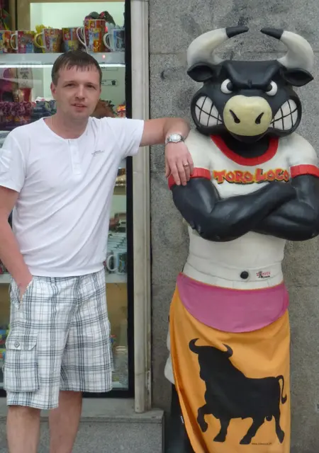 Я Леонид, 42, знакомлюсь для приятного времяпровождения в Колпине