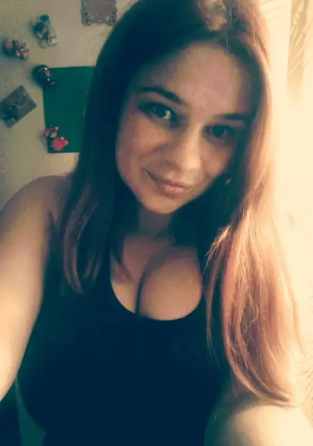 Я Есения, 38, из Борисова, ищу знакомства на одну ночь
