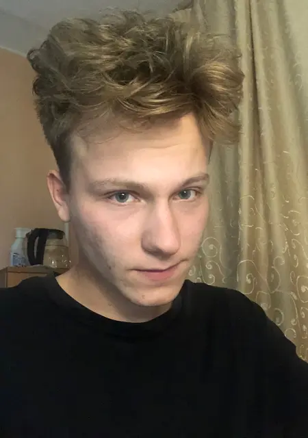 Daniil из Ульяновска, мне 21, познакомлюсь на одну ночь