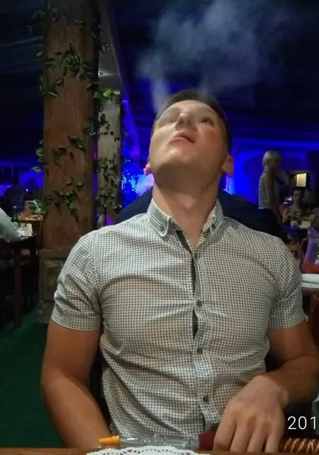 Вадик из Севастополя, мне 27, познакомлюсь на одну ночь