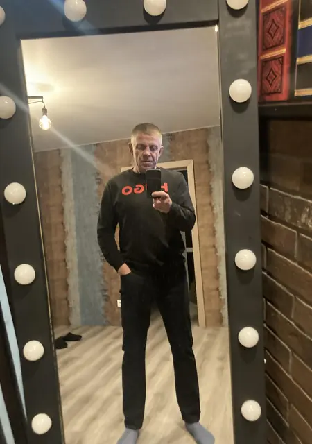 Роман из Южно-Сахалинска, мне 48, познакомлюсь для приятного времяпровождения