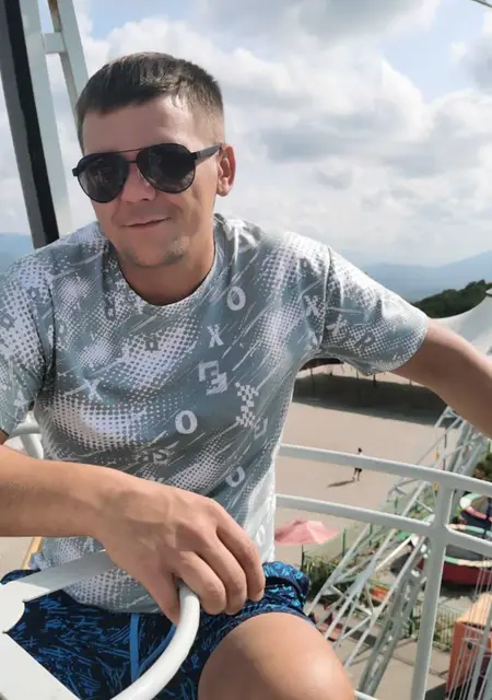 Я Валерий, 40, знакомлюсь на одну ночь в Самаре