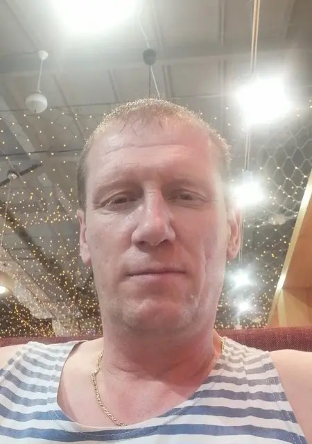 Евгений из Владивостока, мне 50, познакомлюсь на одну ночь