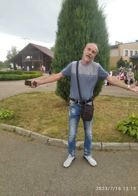 Олег из Орла, мне 59, познакомлюсь для приятного времяпровождения