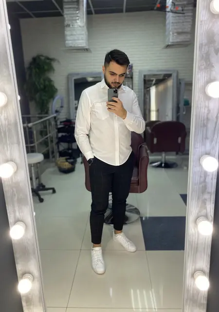 Артем из Шахт, ищу на сайте знакомства на одну ночь