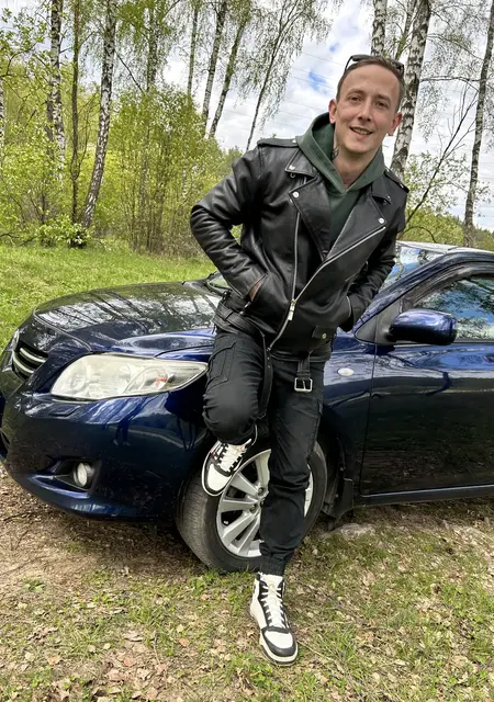 Я Дима, 31, из Калуги, ищу знакомства без обязательств