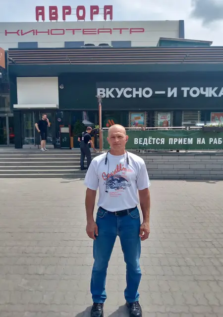 Александр из Шахт, ищу на сайте знакомства на одну ночь