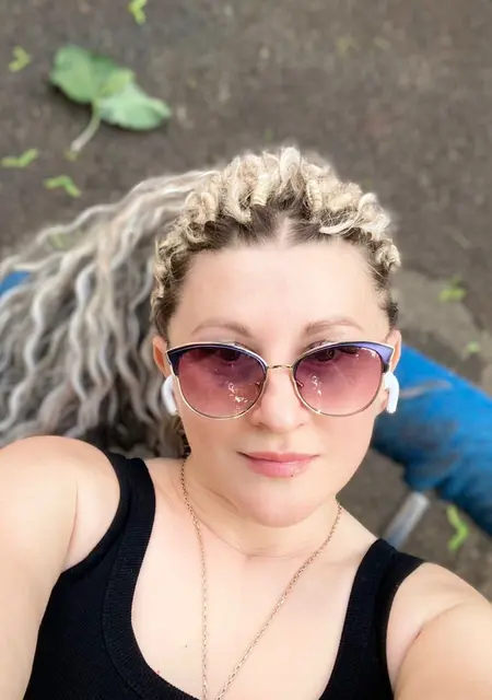 Я Любовь, 41, из Москвы, ищу знакомство для приятного времяпровождения
