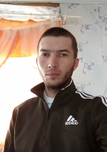 Я Юрий, 30, из Петровска-Забайкальского, ищу знакомства без обязательств