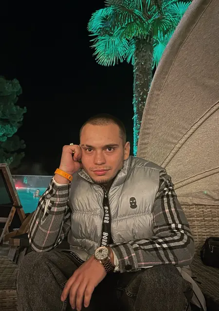 Я Даниил, 21, знакомлюсь без обязательств в Евпатории