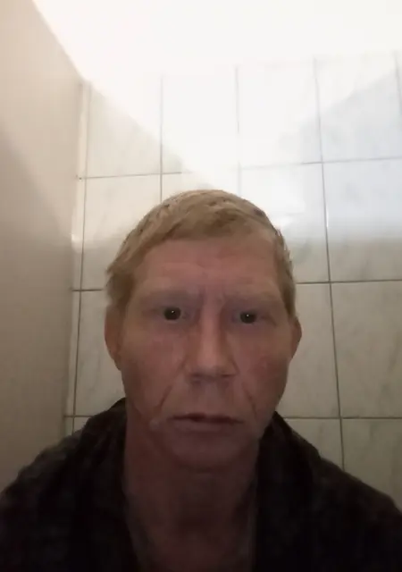 Я Андрей, 43, знакомлюсь без обязательств в Ульяновске