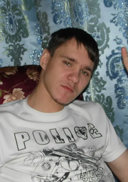 Янис из Северска, мне 34, познакомлюсь на одну ночь