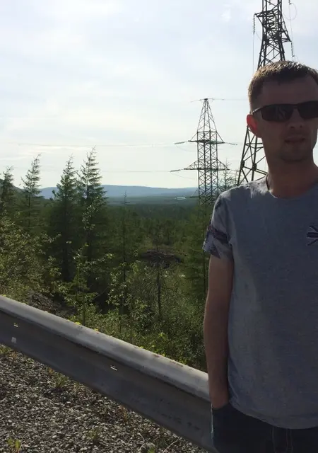 Orwell из Магадана, ищу на сайте знакомства без обязательств