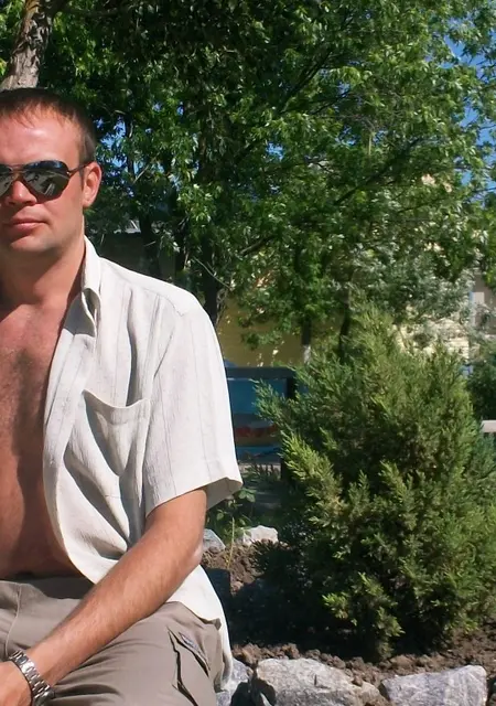 Руслан из Павлограда, ищу на сайте знакомства на одну ночь