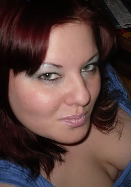 Я Юлия, 41, из Тамбова, ищу знакомство для приятного времяпровождения