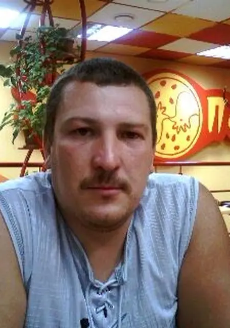 Я Max, 47, знакомлюсь без обязательств в Орле