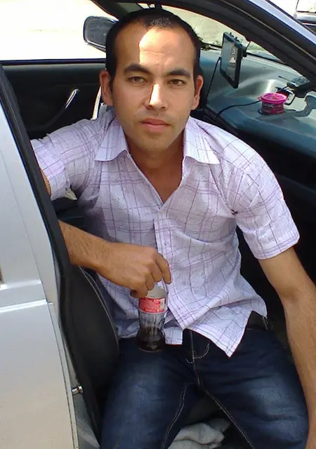 Я Саша, 34, из Козельска, ищу знакомства на одну ночь