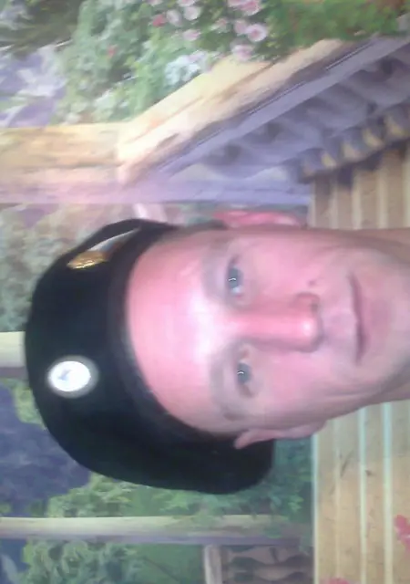 Андрей из Кингисеппа, ищу на сайте знакомства без обязательств