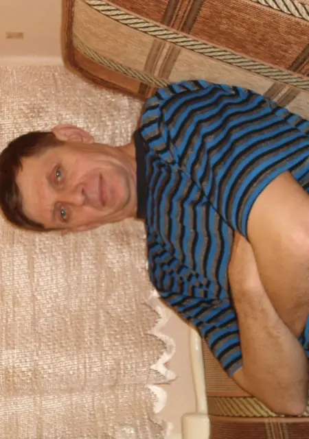 Я Николай, 63, знакомлюсь без обязательств в Томске