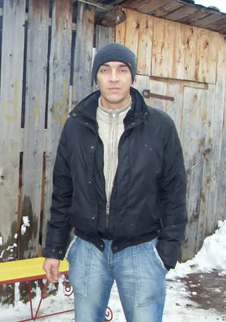 Гарик из Новочеркасска, ищу на сайте знакомства на одну ночь