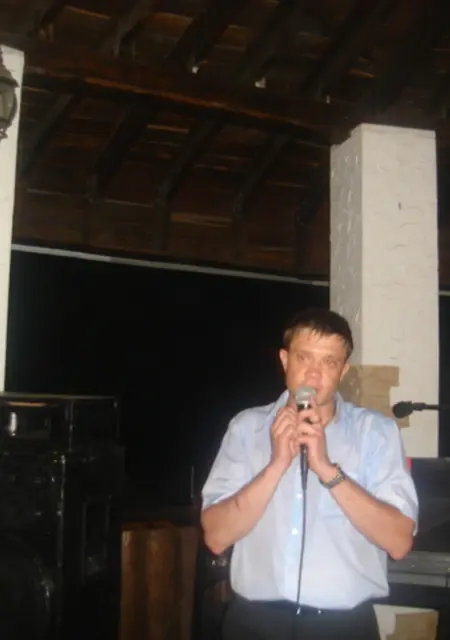 Я Maverick, 49, знакомлюсь на одну ночь в Харькове