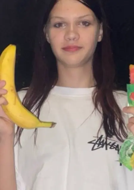 Я Kemerevavv, 22, из Таганрога, ищу знакомство для открытые отношения