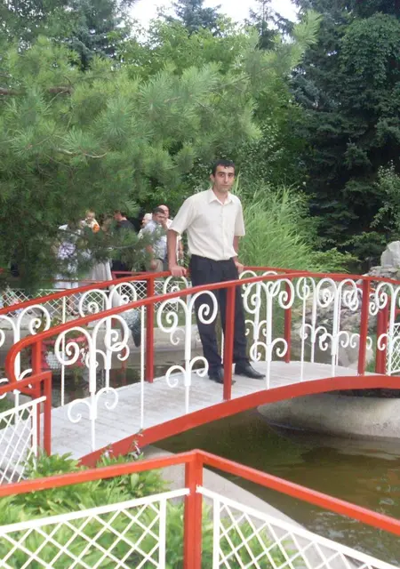 Влад из Пятигорска, ищу на сайте приятное времяпровождение