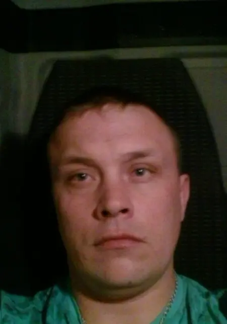 Роман из Березников, ищу на сайте знакомства на одну ночь