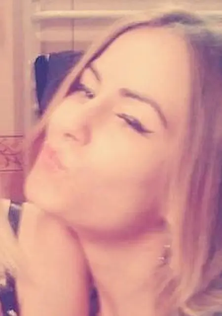 Я Полина, 19, из Виноградова, ищу знакомство для постоянных отношений