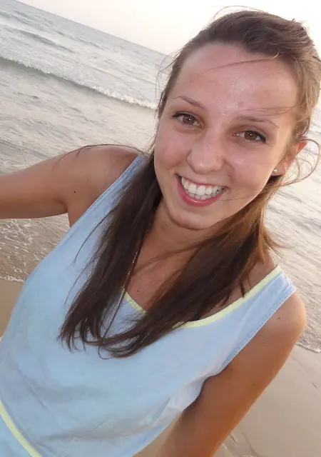 Яна з Миргорода, мені 26 років, познайомлюсь для спілкування