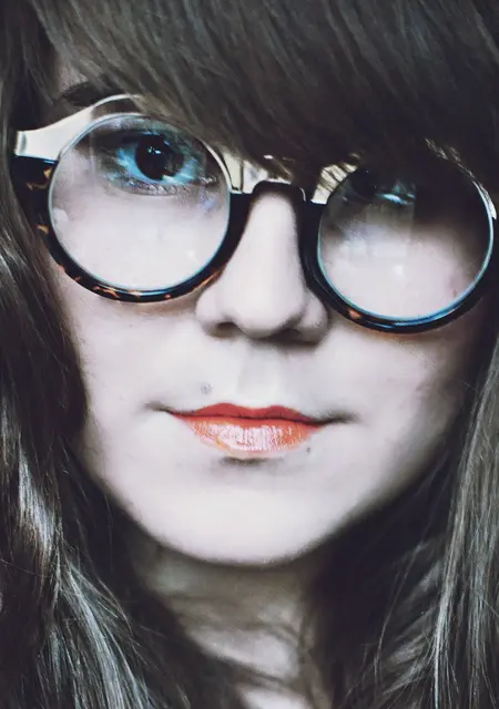 Оксана из Иванова, ищу на сайте общение