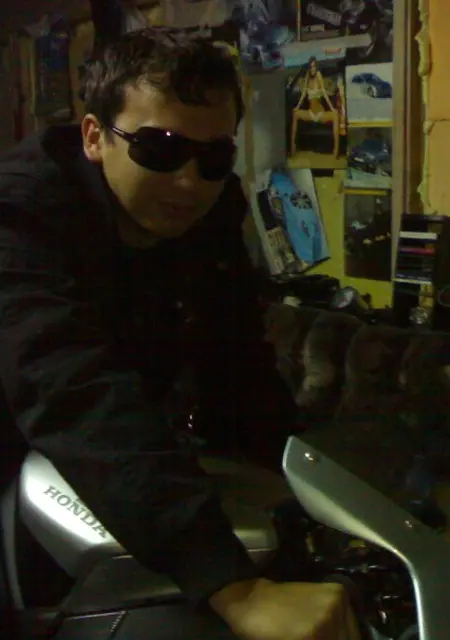 Alexandr из Ухты, ищу на сайте знакомства без обязательств