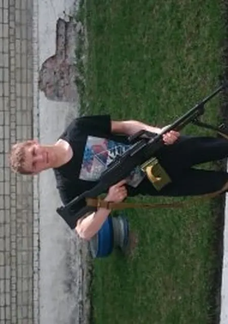 Денис из Комсомольска-на-Амуре, мне 27, познакомлюсь на одну ночь