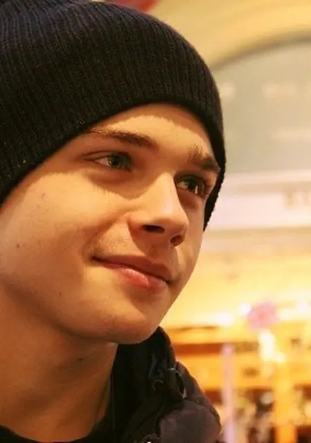 Я Денис, 27, из Балашихи, ищу знакомства на одну ночь