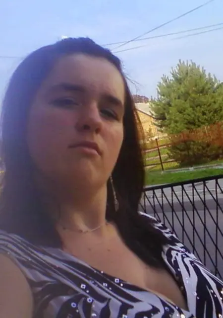 Валерия из Уфы, мне 23, познакомлюсь для вирта