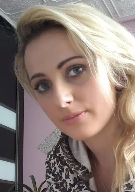 Я Яна, 24, из Тюмени, ищу знакомство для дружбы