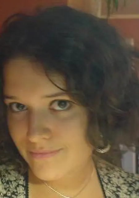 Я Василиса, 26, из Энгельса, ищу знакомства без обязательств