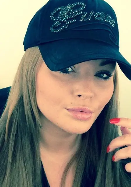 Я Катерина, 25, из Нефтеюганска, ищу знакомство для постоянных отношений