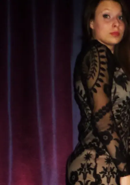 Инна из Невинномысска, мне 23, познакомлюсь без обязательств