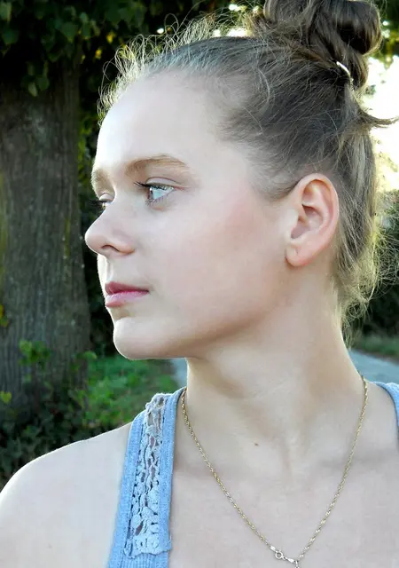 Елена из Дудинки, мне 18, познакомлюсь для дружбы