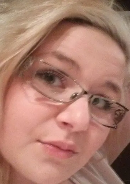 Светлана из Челябинска, ищу на сайте постоянные отношения