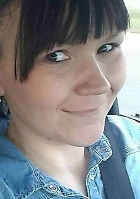 Я Аврора, 25, знакомлюсь без обязательств в Отрадном