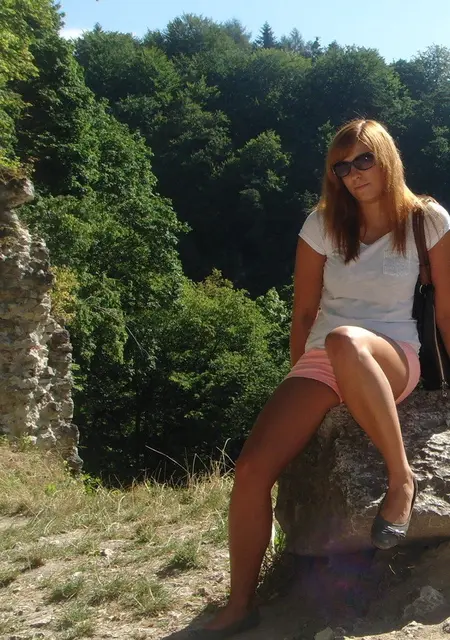 Я Жанна, 25, из Козельска, ищу знакомство для постоянных отношений