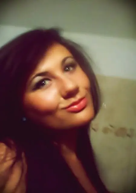 Я Елена, 20, знакомлюсь для постоянных отношений в Бузулуке