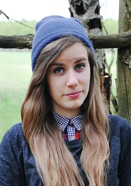 Я Эльвира, 18, из Окуловки, ищу знакомство для вирта