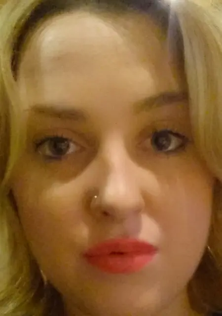 Я Эвелина, 21, из Семенова, ищу знакомство для постоянных отношений