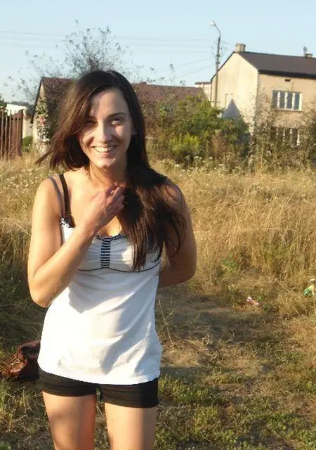 Я Валентина, 19, из Саратова, ищу знакомство для постоянных отношений